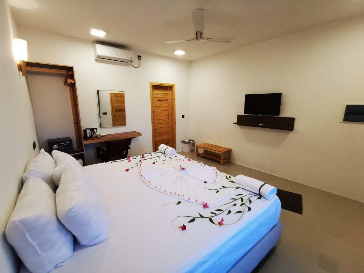 Thila Farm View Hotel Thoddoo Kültér fotó