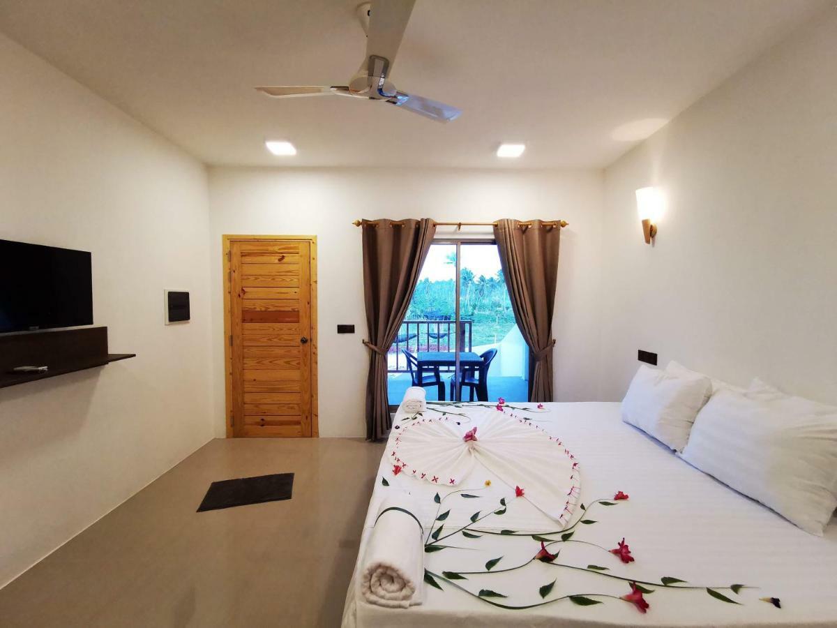 Thila Farm View Hotel Thoddoo Kültér fotó