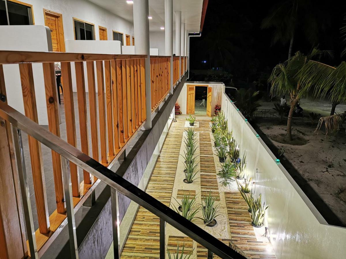 Thila Farm View Hotel Thoddoo Kültér fotó